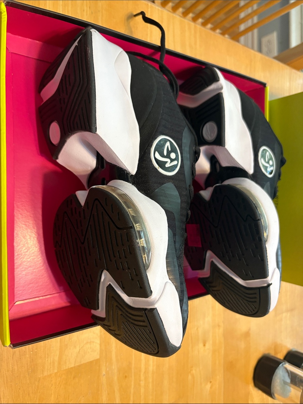 Shoes - Picture 2 of 5